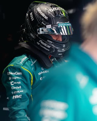 Heads down. 

The first-ever #F1...